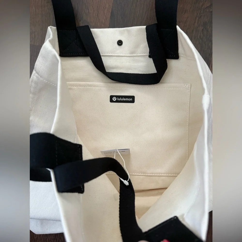 ๐ Lululemon Canvas Double Handle Tote Bag - Picture 8 of 15